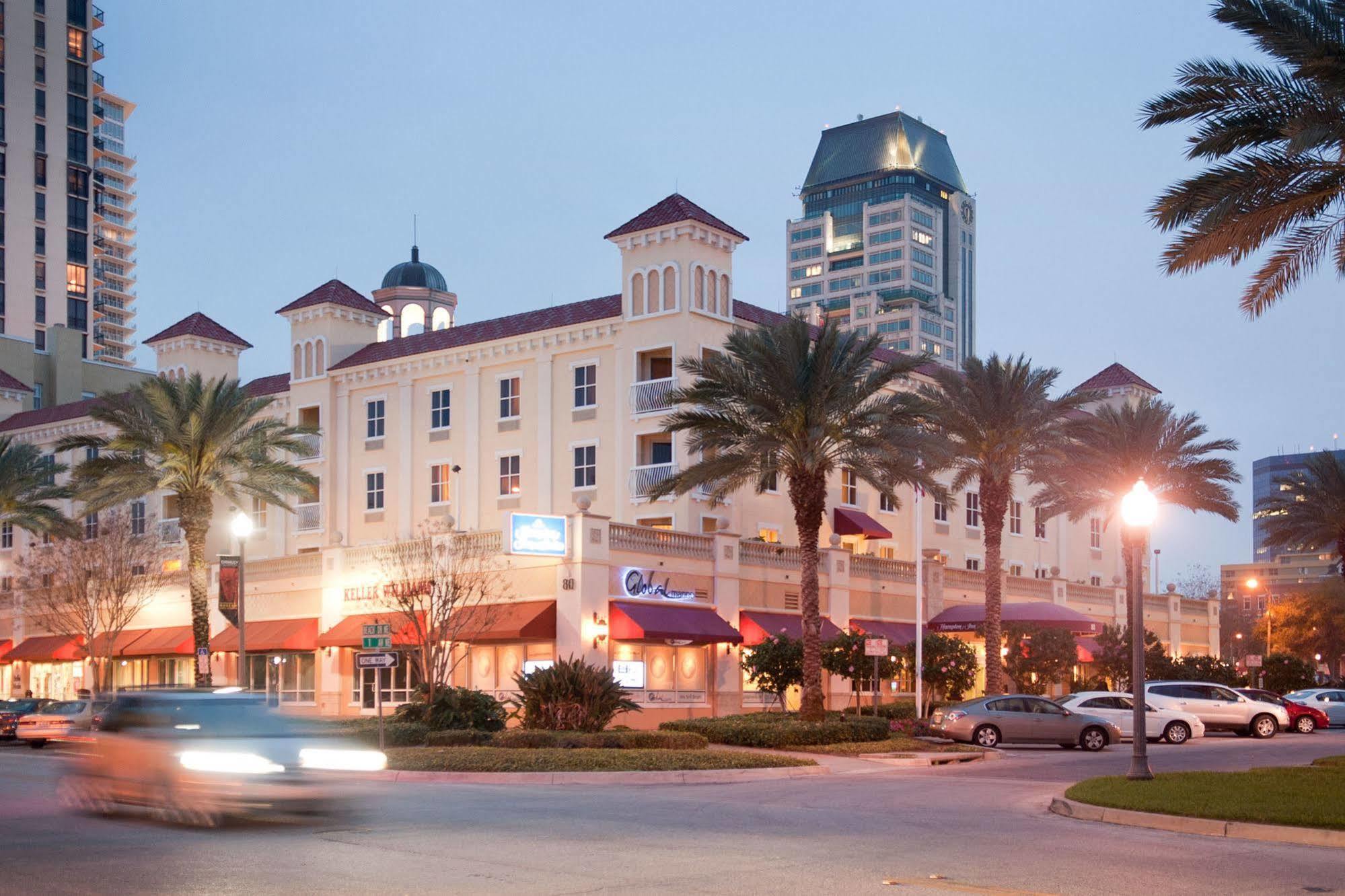 Hampton Inn & Suites St. Petersburg/Downtown Exterior photo